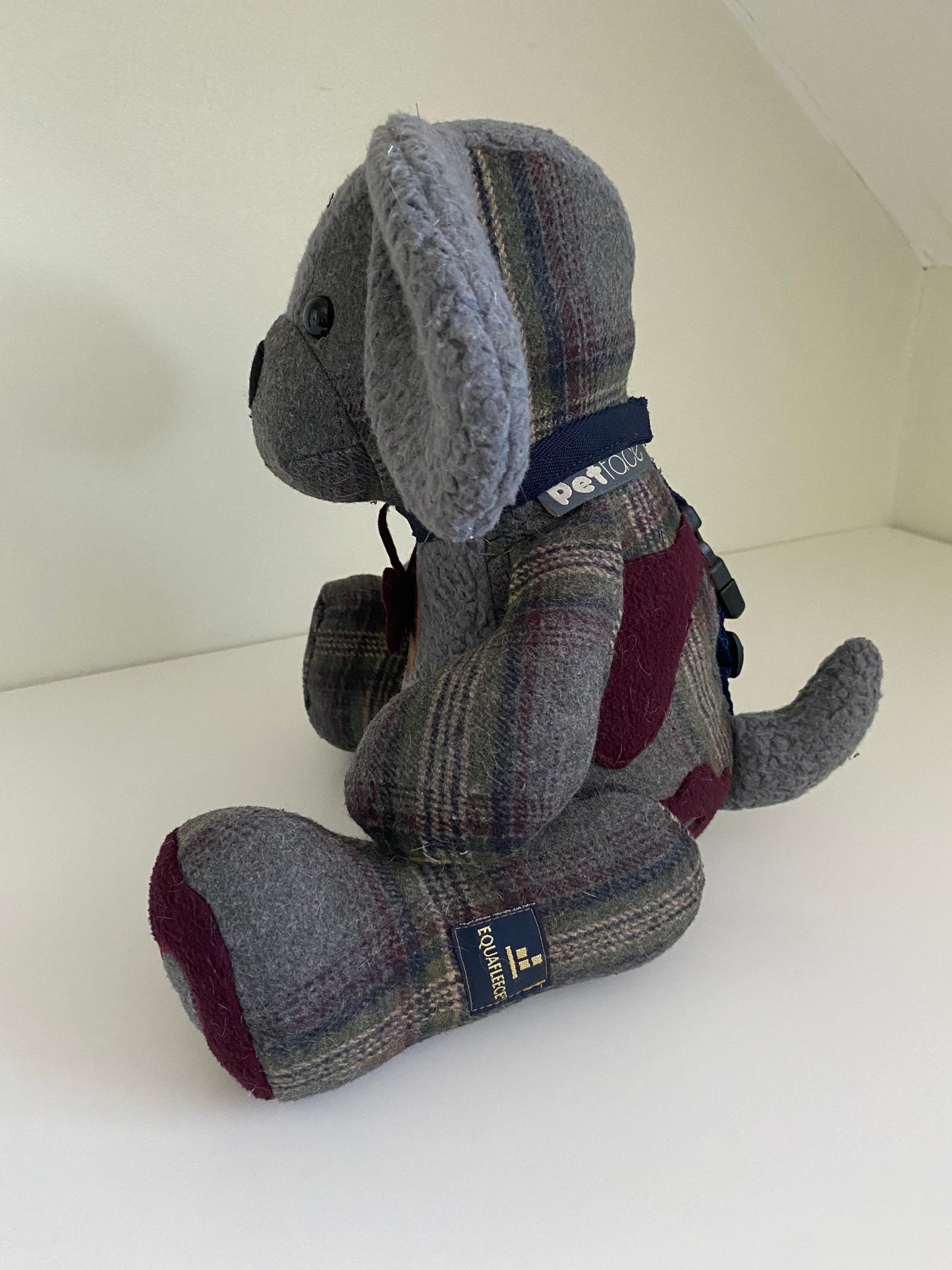 Sitting Dog Keepsake