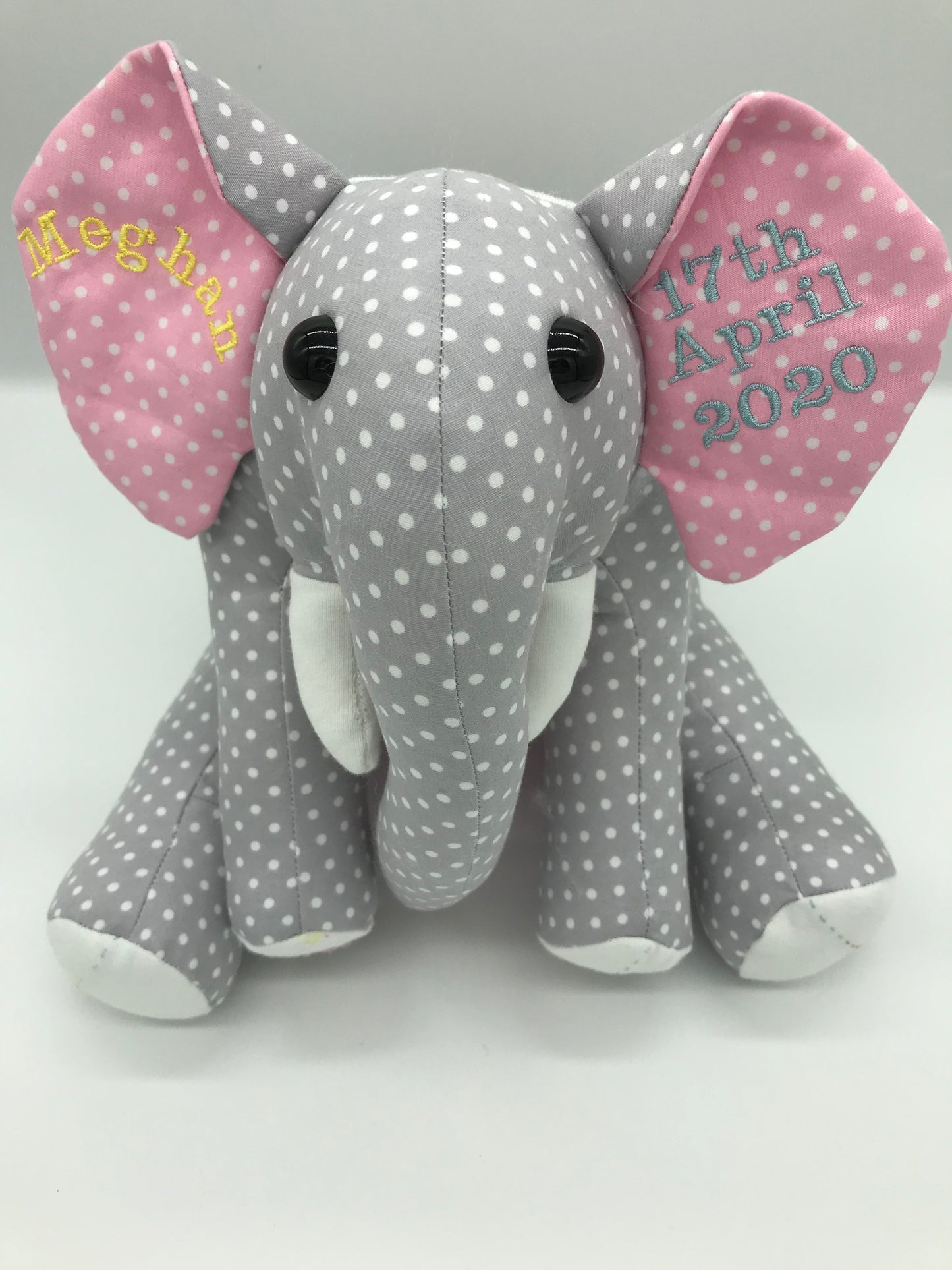Sitting / Standing Elephant Keepsake
